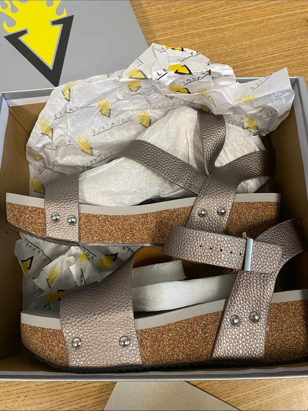 Volatile Women’s Bilox Wedge Sandals in Pewter - Picture 7 of 7